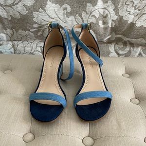 Brand new Coach Olive Sandal